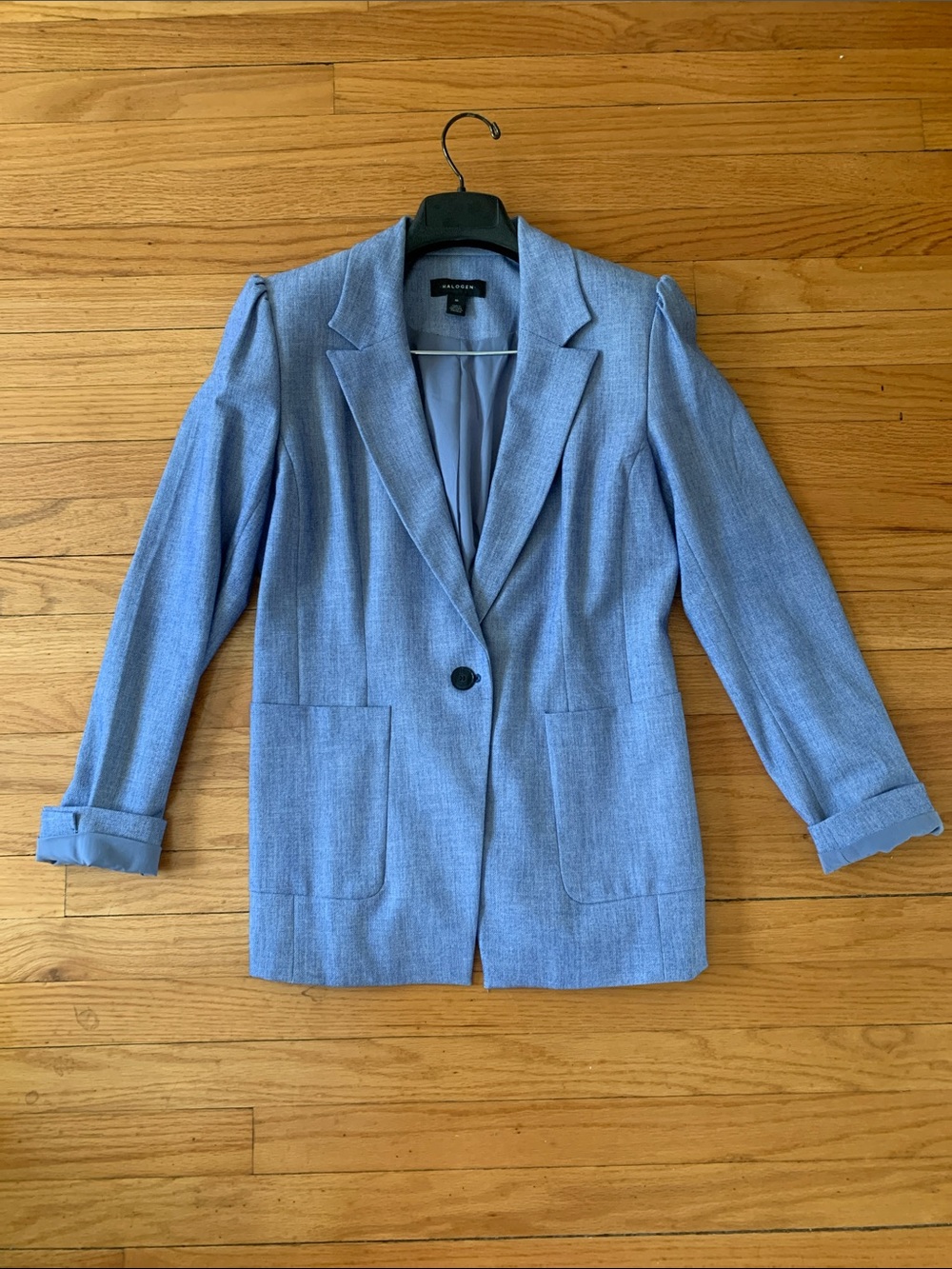 Halogen Medium Light Blue One Button Women’s Blazer with shoulder detail
